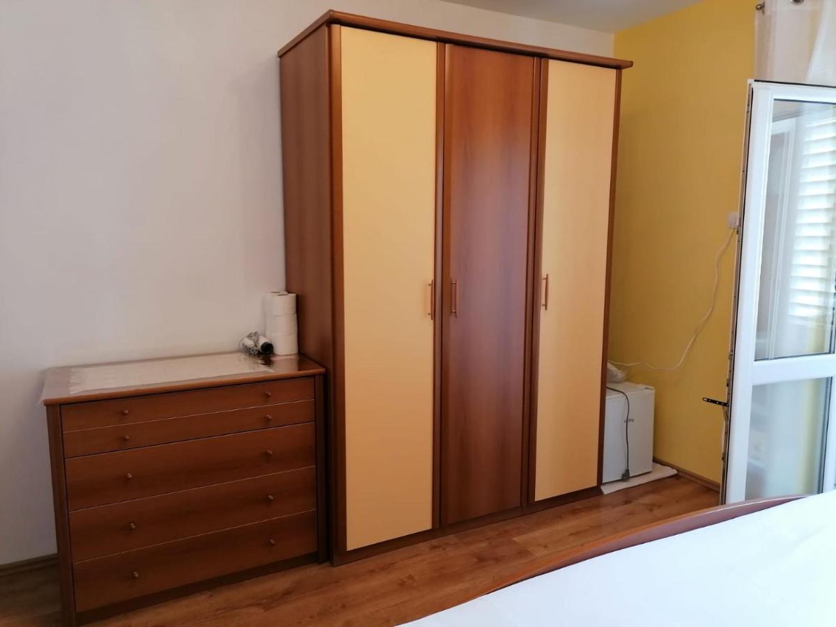 Guest House Lucija Makarska Zewnętrze zdjęcie
